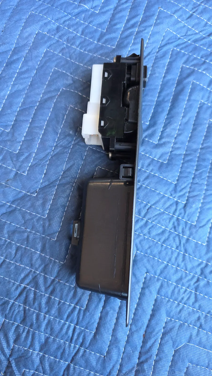 S14 USDM LH Driver Side Window Switch — photo 5