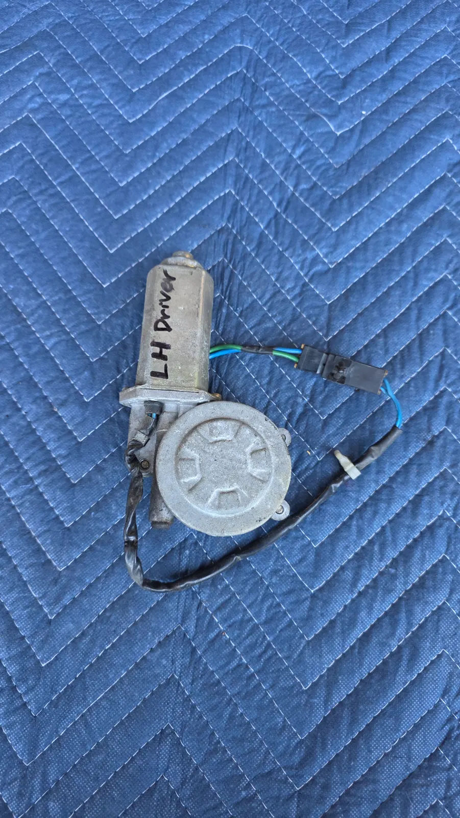 S13 LH Drivers Window Regulator Motor — photo 1