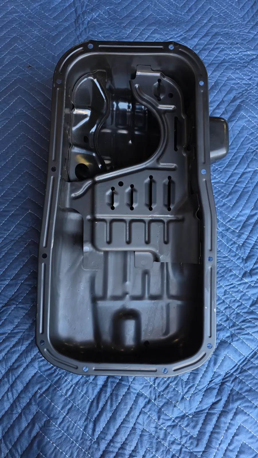 New OEM KA24DE Oil Pan — photo 4
