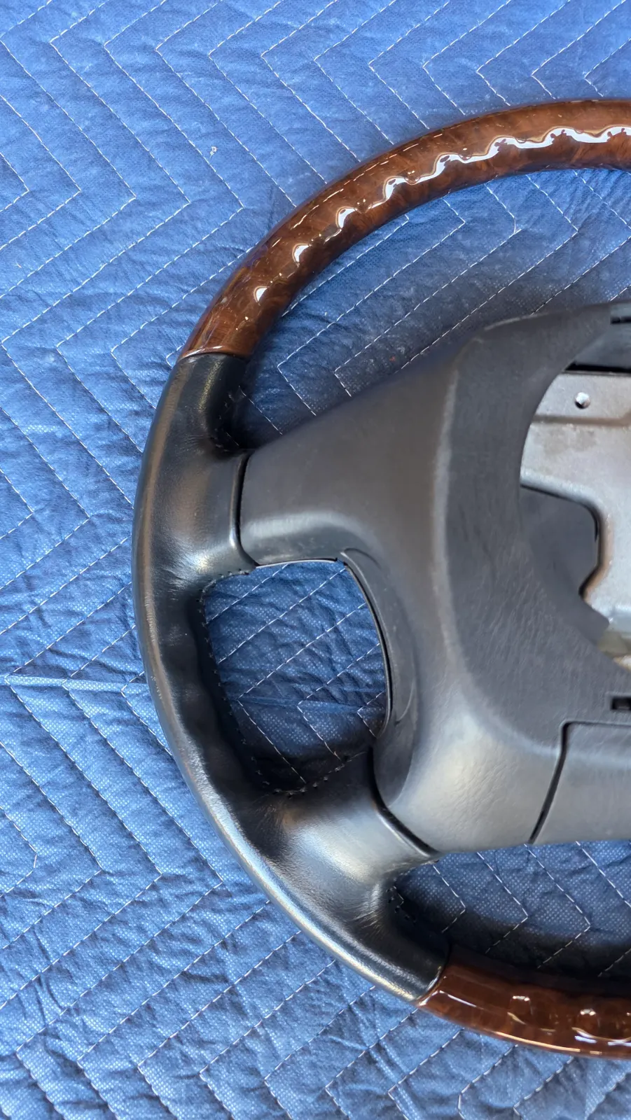 C34 Nissan Stagea S2 Steering Wheel — photo 8