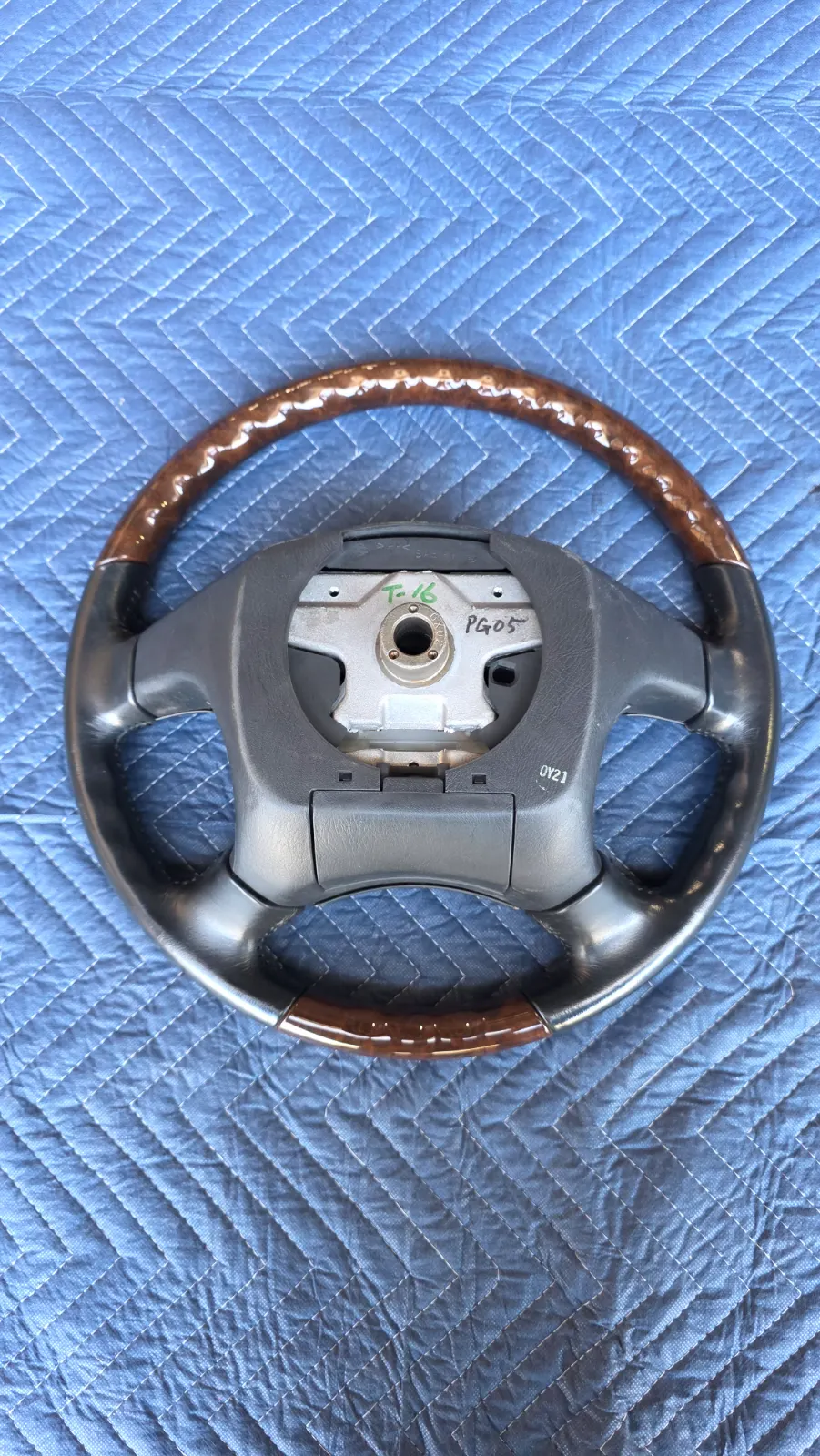 C34 Nissan Stagea S2 Steering Wheel — photo 6