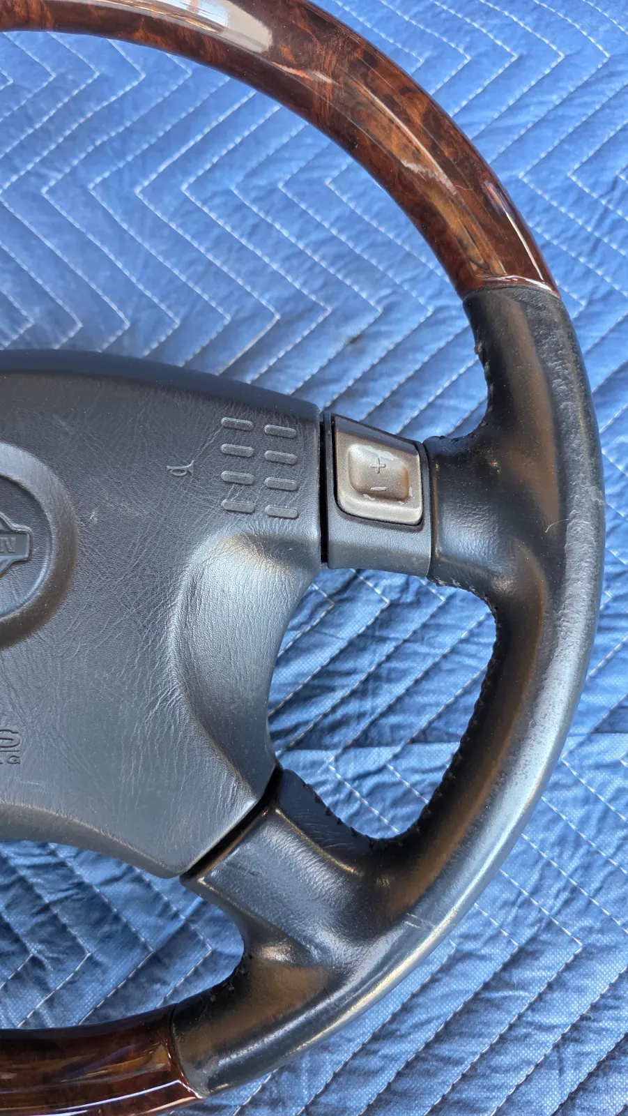 C34 Nissan Stagea S2 Steering Wheel — photo 2