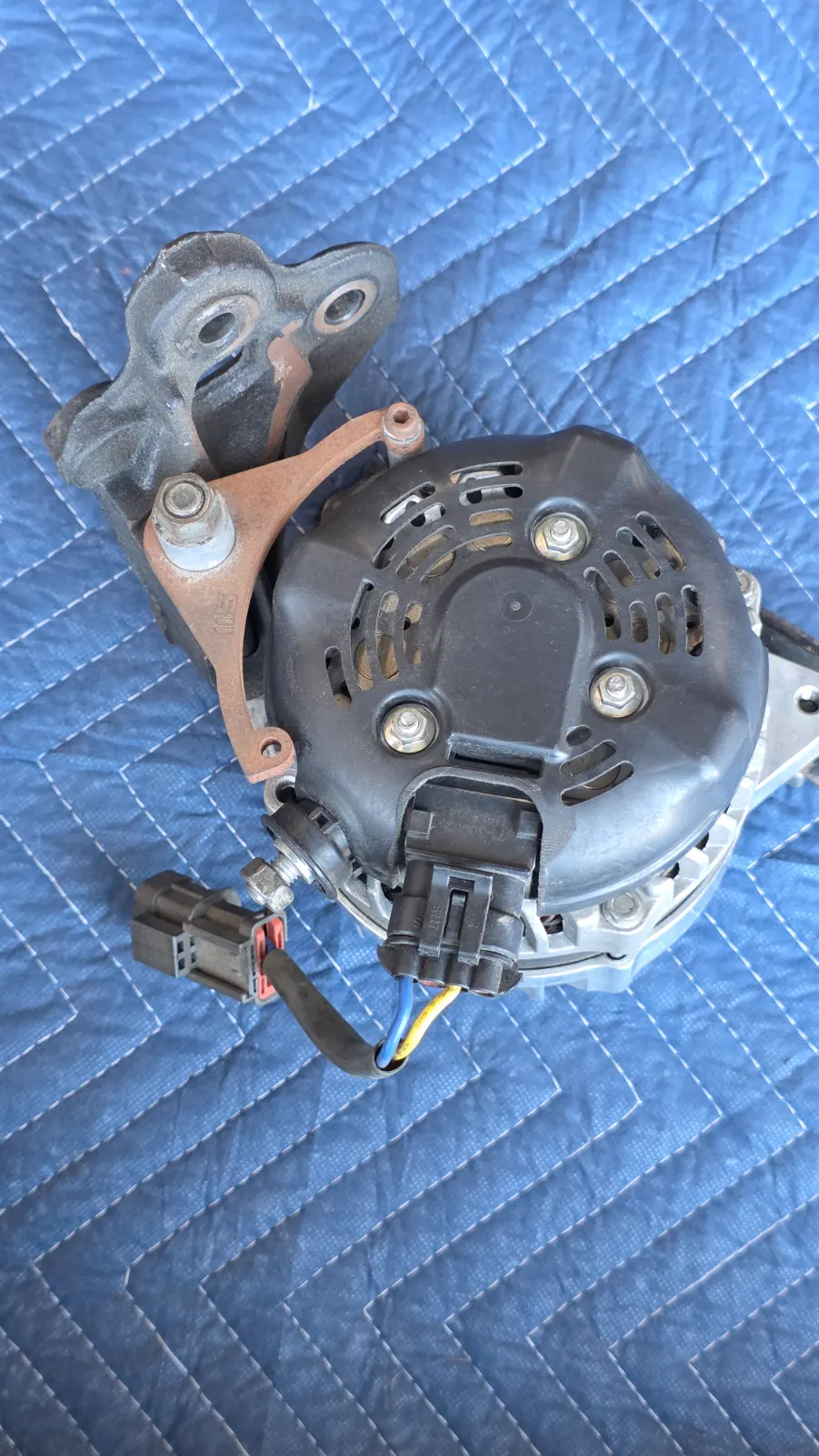 180amp DC Power Engineering Alternator — photo 3