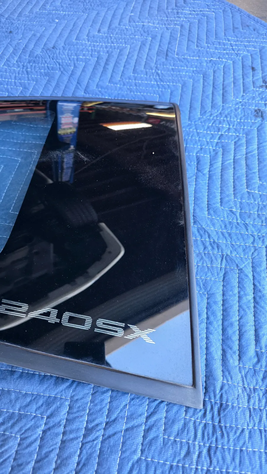 S13 Hatch Quarter Glass (RH) — photo 2